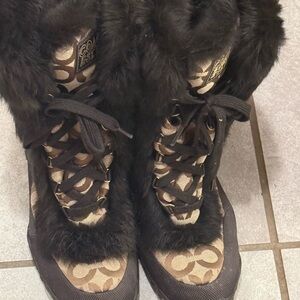 Coach brown fur (real 😭)  and Tan Winter Boots